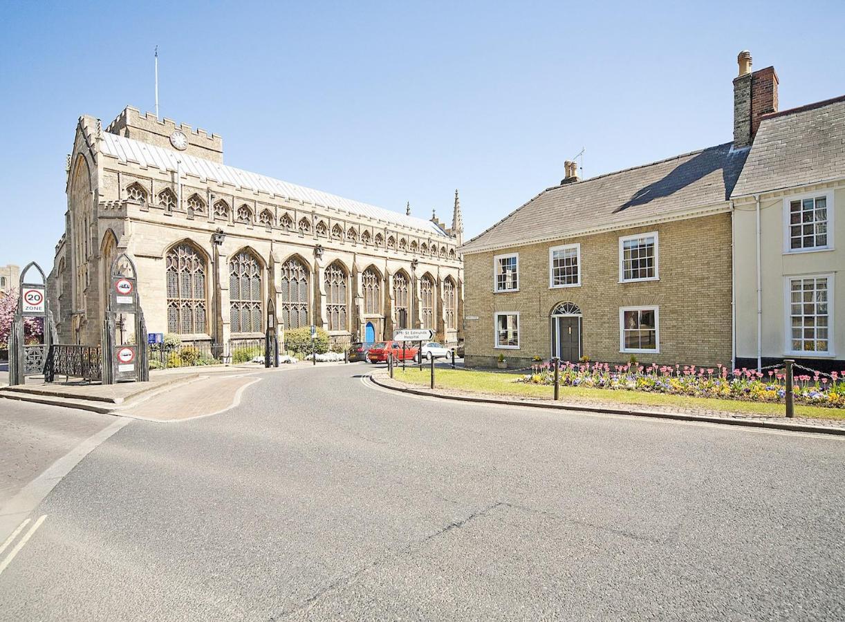 Crownplace Bury St. Edmunds Zewnętrze zdjęcie