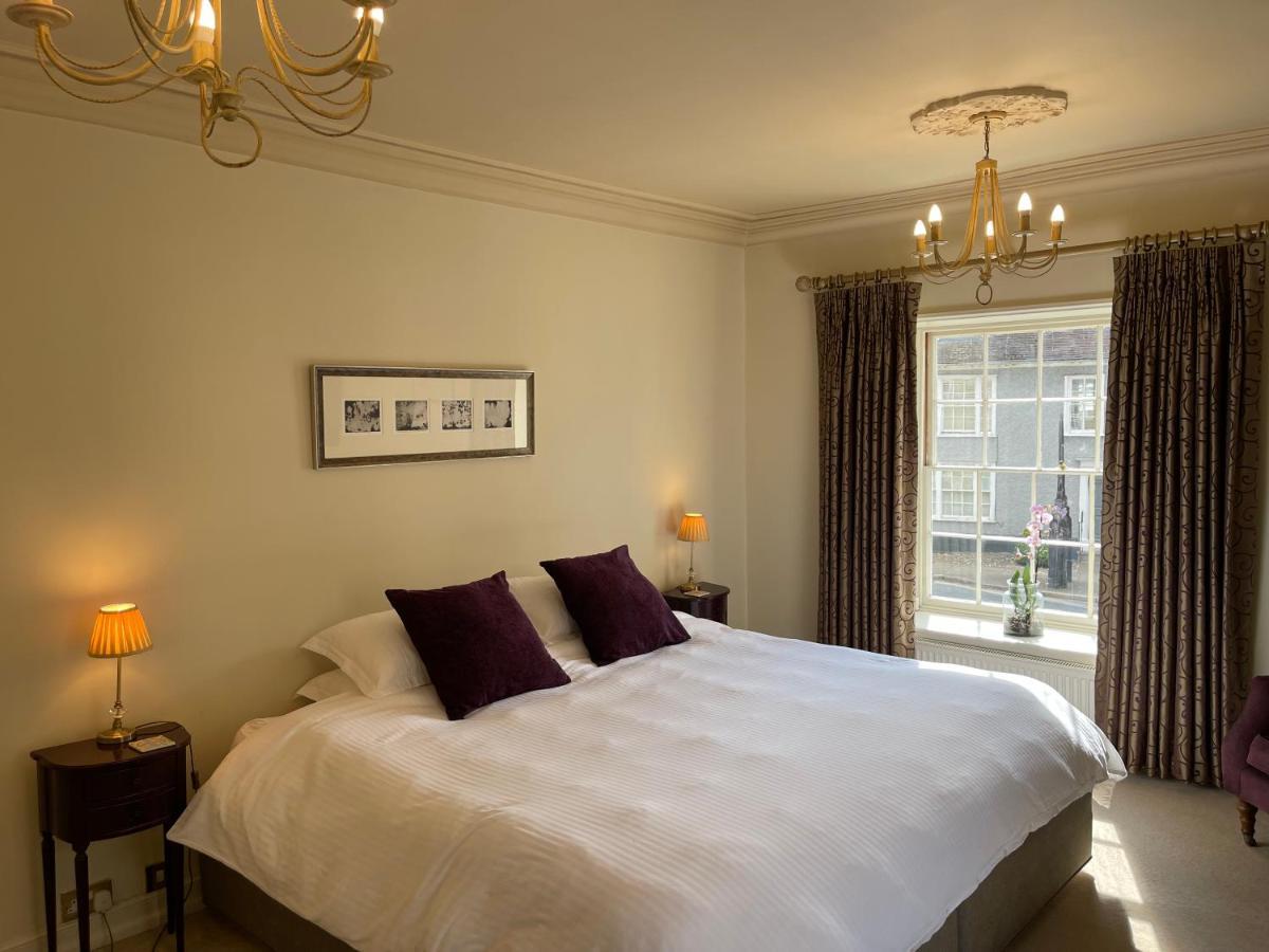 Crownplace Bury St. Edmunds Zewnętrze zdjęcie